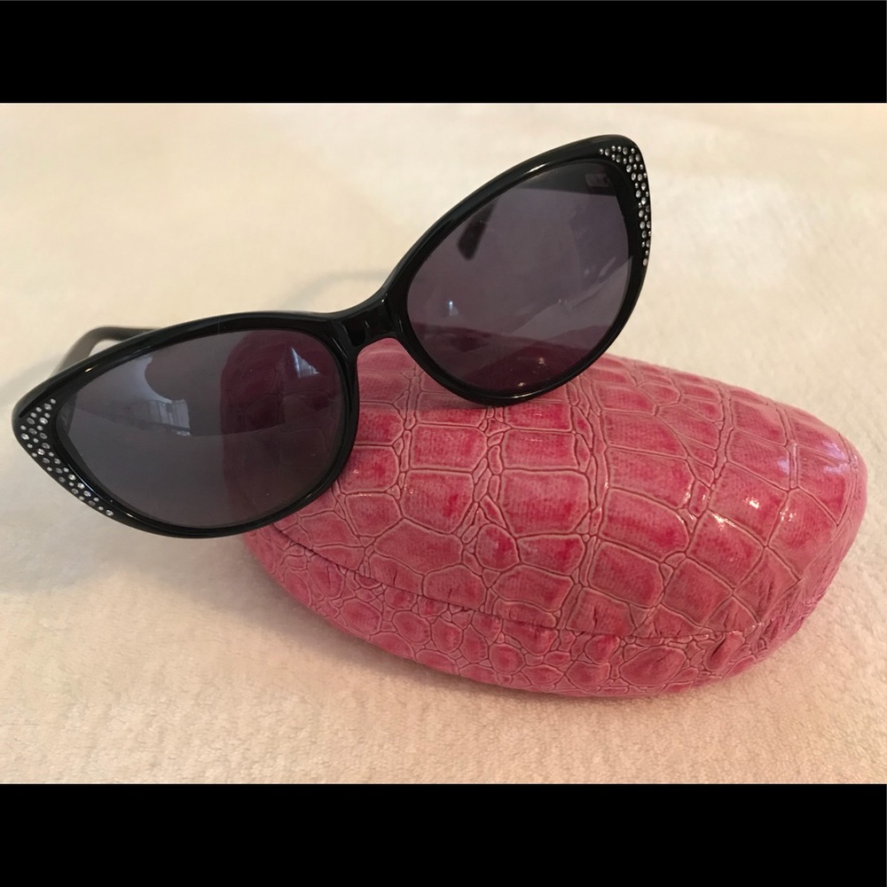 ☀️ Adorable FOSSIL Sunglasses ☀️